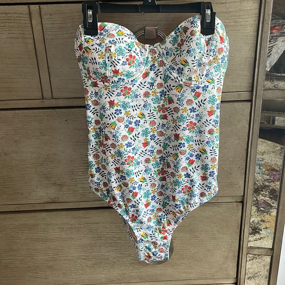 J. Crew floral print swim, size 6, new